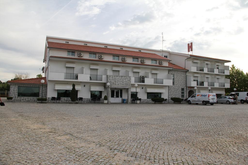 O Pelicano Alfaiates Exterior foto
